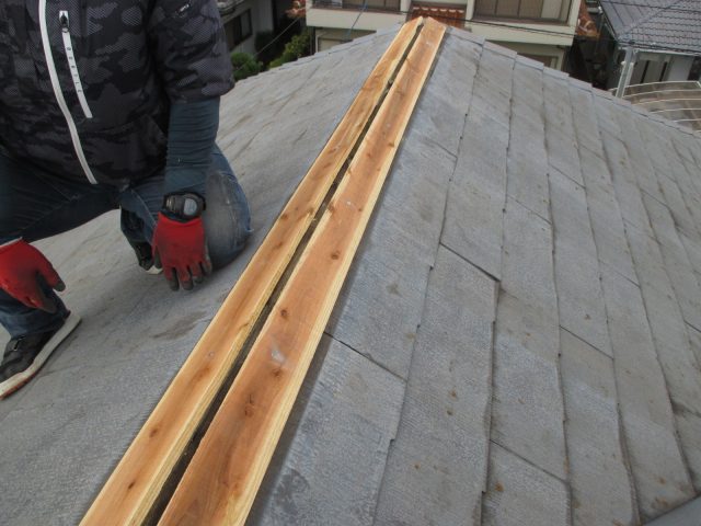 稲美町で棟板金の木下地新設